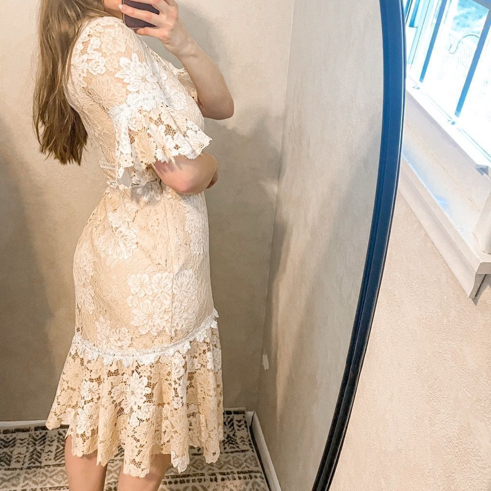 Saylor Maggie Lace Sheath Dress Beige Cream M - Picture 3 of 9